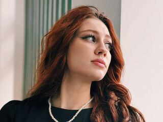livesex cam girl KristinaGuernsey
