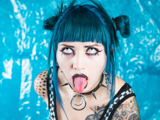 hot cam girl fingering pussy LaurentMedina