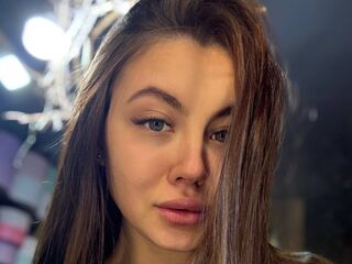 naughty camgirl masturbating LinNova