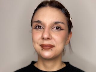 naughty camgirl photo LoniFessel