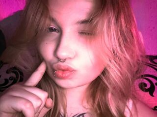 cam girl chatroom LucileSharples