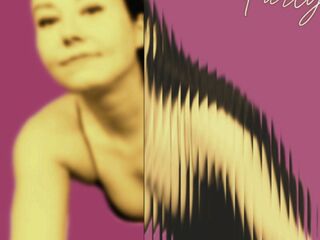 naughty camwhore LucyLevatto