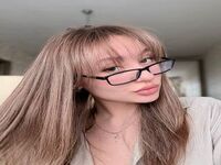 naughty camgirl fingering pussy LunaTimer