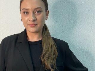 adult nude chat LyndaEstle