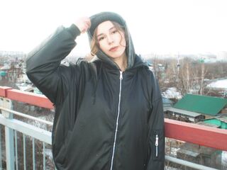 camslut masturbating MagalyArney