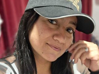 girl fingering shaved pussy MariaCortner