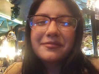 cam girl masturbating with sextoy MaryClarck