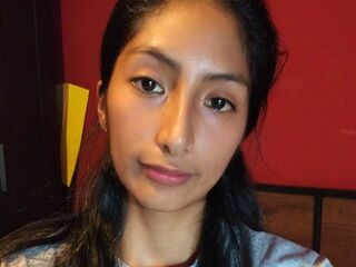 fingering girl webcam  MayraBravo