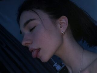live cam show MelbaStraub