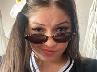 fingering cam girl MiaCelezte