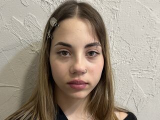 free webcam chat MiaChoo