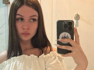 camgirl porn webcam MiaRioti