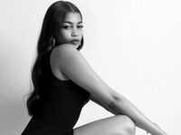 webcam strip tease show MilaJohn