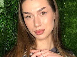 camgirl masturbating with sextoy MyriamDonalson