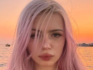 kinky webcam model NelidaTidd