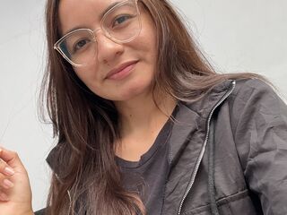 girl showing pussy NyssaraLasso