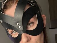 cam girl masturbating with sextoy QtKaty