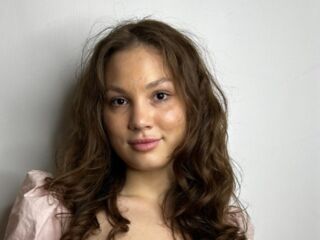 jasmin chatroom RegenaCrichlow