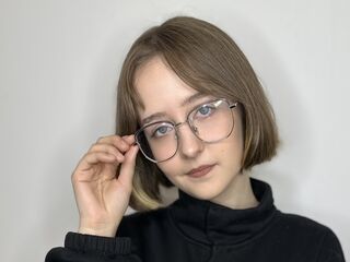 hot cam girl fingering pussy ReginiaHolbein
