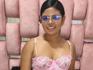 cam girl picture SalomeHarman