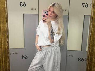 live cam show ScarlettAndreula