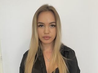 shaved pussy web cam SelenaDepaoli