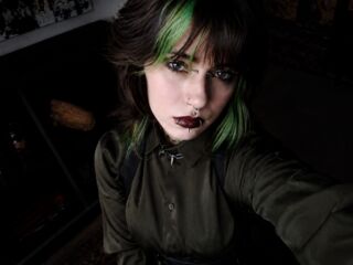 live cam show ShadowBelle