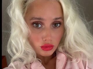 naked webcamgirl video ShiraMitman