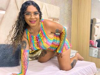 naked camgirl SophiaSpenzer