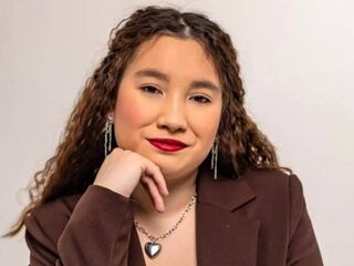 camgirl spreading pussy SusieWirth