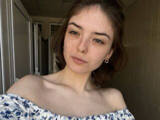livesex cam UshaSolgovic