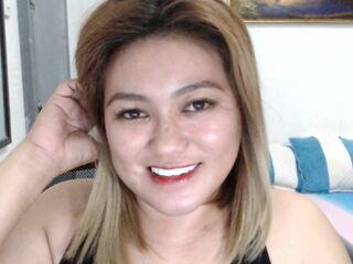 live strip tease show VaniaManriquez