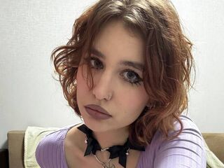 naked camgirl masturbating VettaPovilain