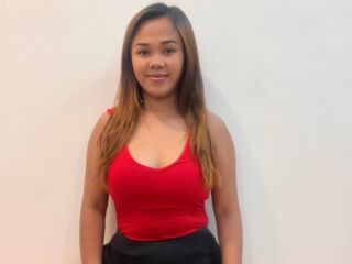 masturbating webcamgirl YenMendoza