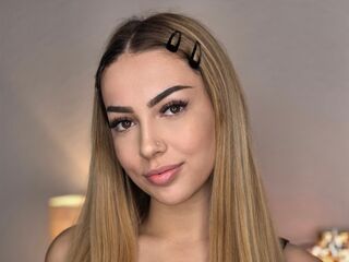 hot naked cam girl ZaraPlaya