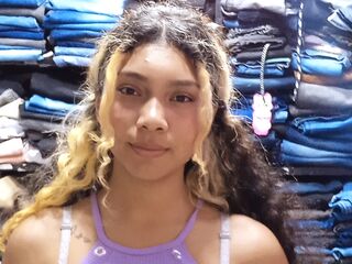 camgirl playing with sextoy ZoeFletcher