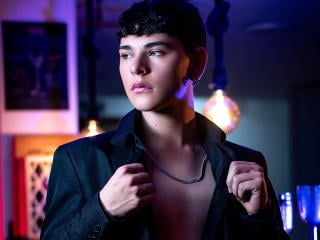 LukeHowlandy